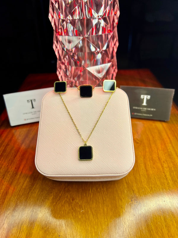 Black Square Set